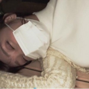 Twitter温婉贤淑的女孩（逢見），被迷惑拍摄吃瓜视频【1V，1.8G+】