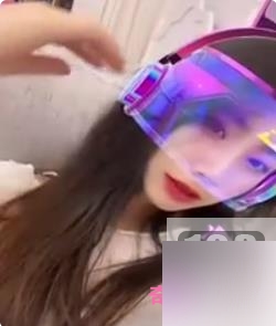 九妖绅士（狮子座Walker）分享与漂亮女主播的线下亲蜜互动【53V，2.6G】