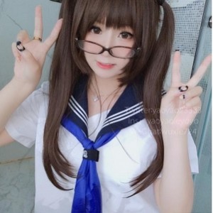 微博上的妹子分享了摇摇乐蓝色JK