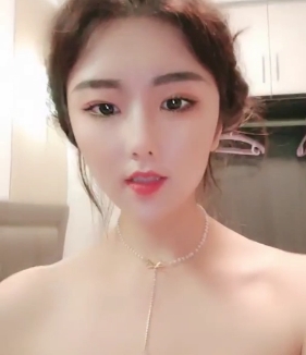 精选大罩杯网红自行打包粉丝互动视频百度云