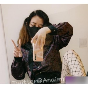 奶味小咪私拍展示