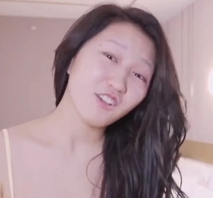 裸替女神演员沈樵的超有尺度孤单女色剧情新作