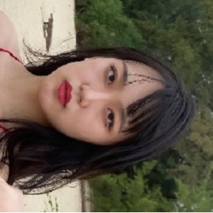 性感美女穿红色泳装展示长腿翘臀的视频资源(1V，7.94G)