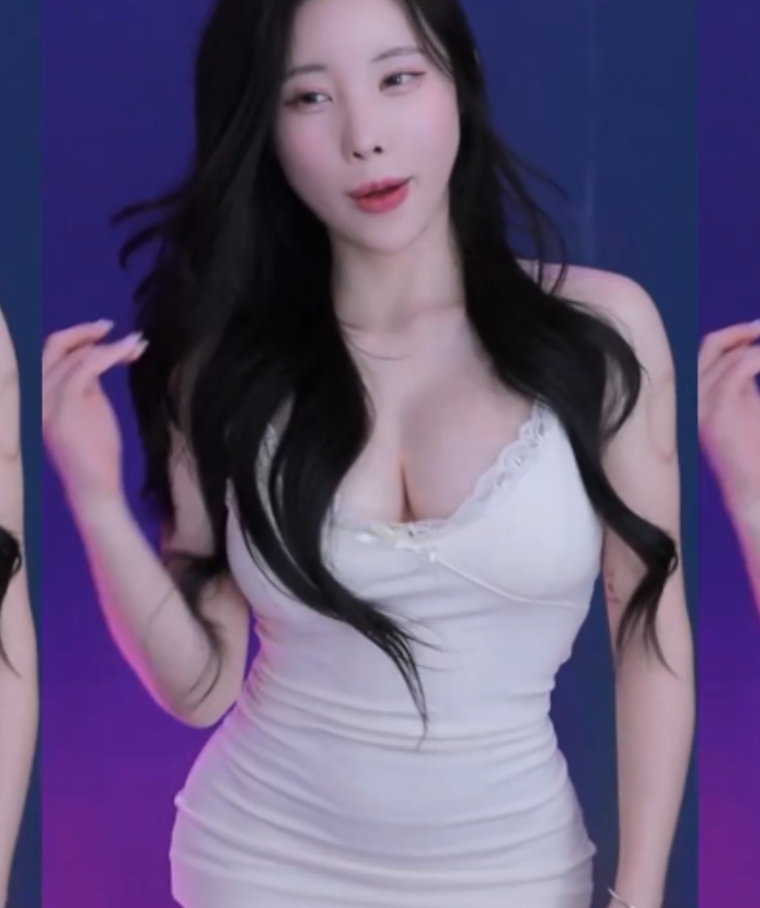 限时独家韩国美女主播金玉羽最新热舞合集，胸前软肉美臀撩人，10v+2g高清自录！