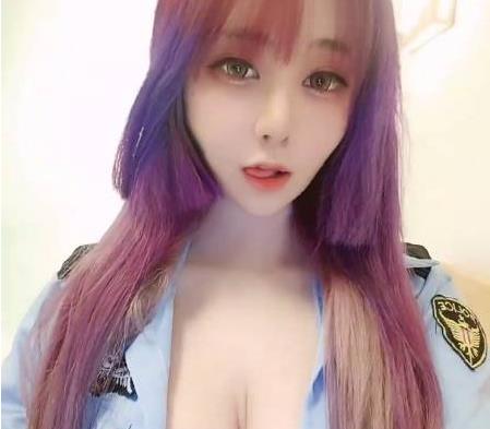 推童颜巨R网红MIKO