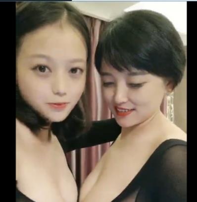 超火爆的虎牙成熟女人系清纯女CP组合-小海媚，勾引乖巧侄女自嗨稀缺散播的完整合集