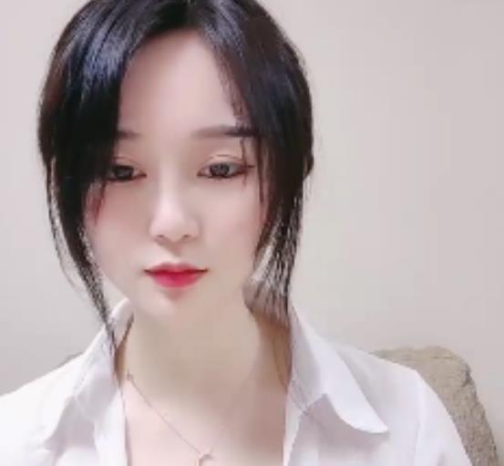 喵小萌网红主播作品集：18.6G视频精选，转战虎牙coser绅士必看