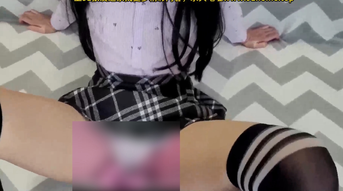 [转载搬运]+内释出来的少妇性感短裙+[1V+174MB][百度盘]