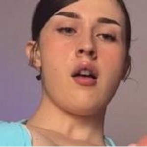 CD伪娘喷S战士：27分钟自拍精彩合集