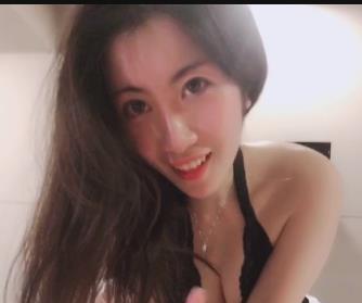 性感自拍视频：婚姻幸福与冷漠丈夫的真实故事