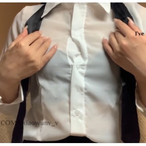 超人气骚御姐xiaowunv白衬衣放飞自我不明液体盘解压搬运转载1V+1.02G