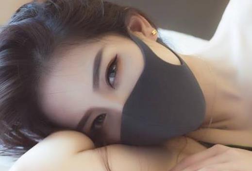 精选女神xiaogumaS视频资源合集1.2G，颜值身材SSS级，美腿迷人！