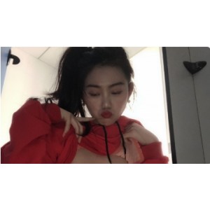 网红大学生吴晶晶作品合集：精彩视频多多