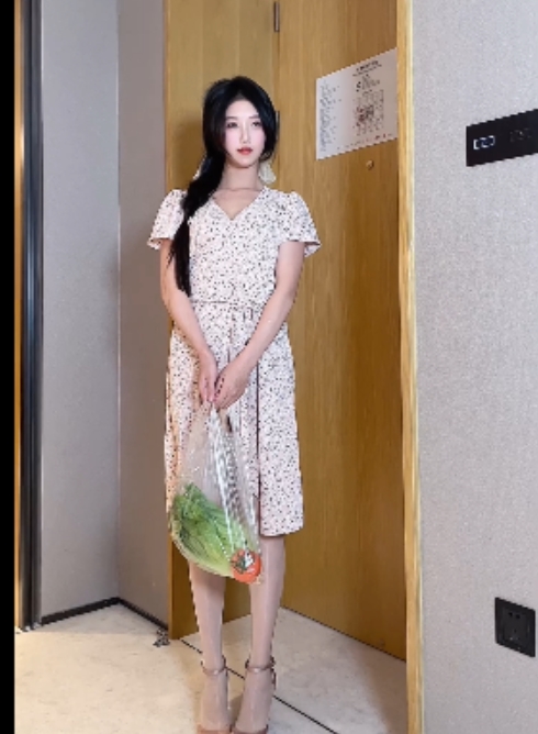 《抖娘利世-小保姆与老头》1.59GB视频资源百度盘