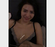 御姐美女白领王琳自拍视频下载，13个视频总4.4G