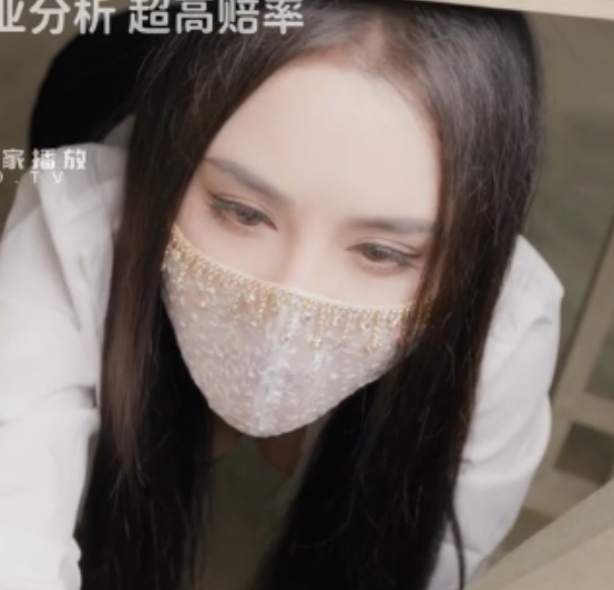 《香艳御姐加奈学姐7v30.3g》视频收藏500