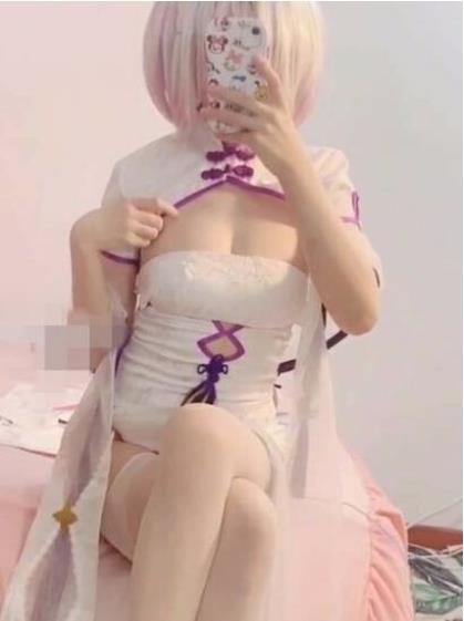 浮力姬夏花私拍合集，粉嫩少女活跃高涨，62V-2G视频数量丰富