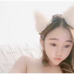 《小耳朵呀：美女主播的视频收藏39百度，大小适中，让人爱不释手》