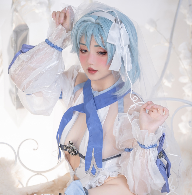 云烧大罩杯coser福利作品合集，323个视频9.54G打包百度盘