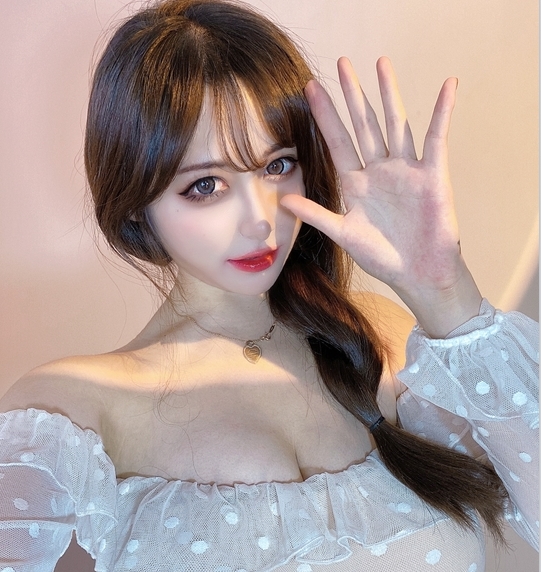 微博真爱软妹小九定制大摆锤合集视频