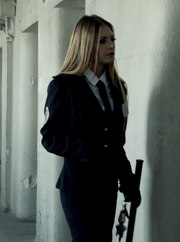 惊险感觉！高压监狱5v视频30G磁力链接