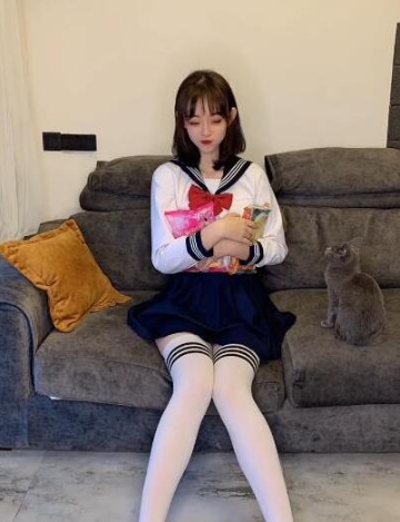 《独家精选！快手人气女神小李老师最全辣舞合集，共10支视频等你来看！》