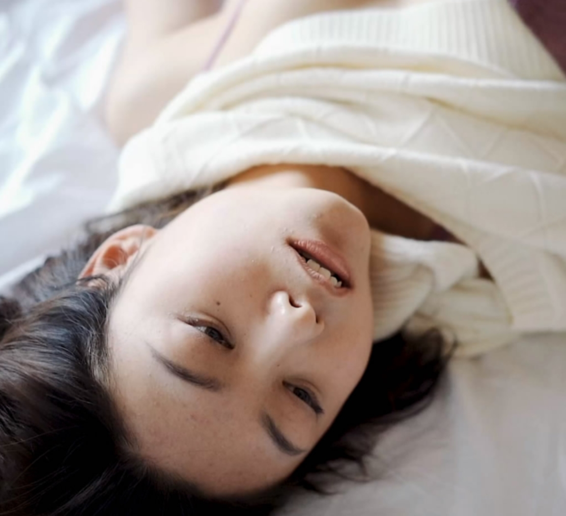 冰恋土豪专属：死体俱乐部定制视频9连发，45G欧美男主爱脚癖系列