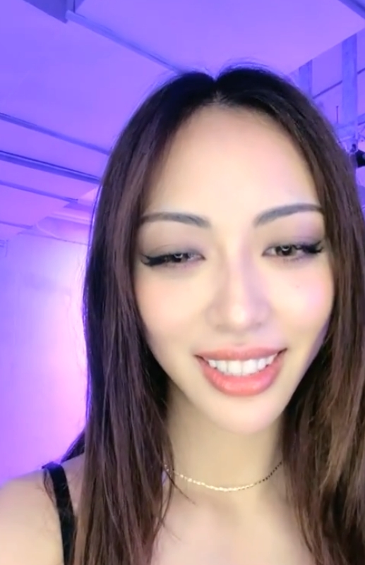 神秘幻境：独特钢管舞，113个视频，吸引收藏