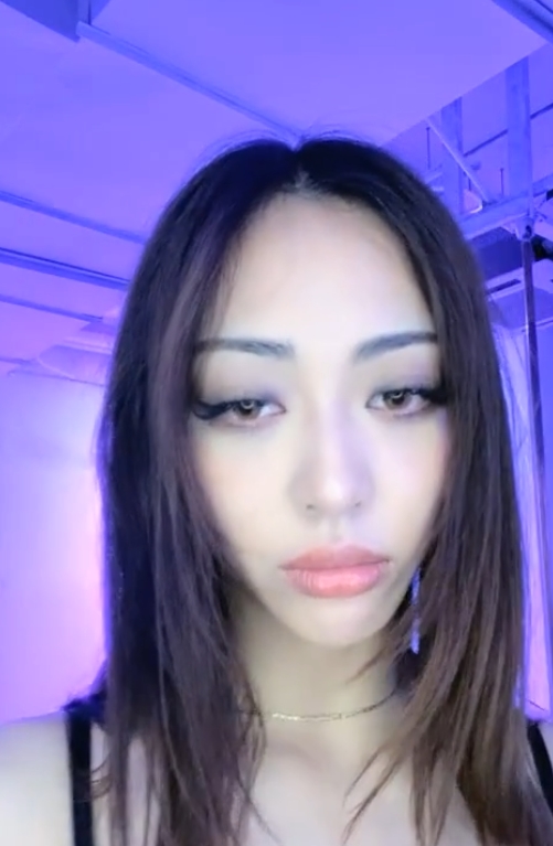 神秘幻境：独特钢管舞，113个视频，吸引收藏