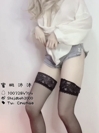 微博女神蜜桃沐沐视频资源大放送，粉嫩嘴唇圆眼睛大，26.6G超全收藏下载