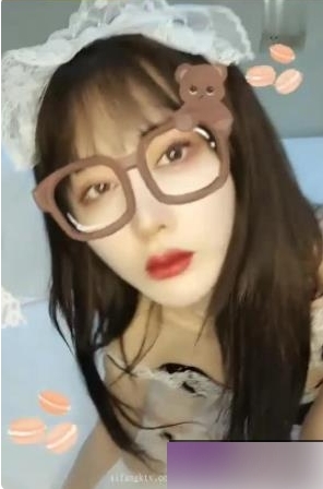 御姐爱琳与男友日常生活作品合集，31个视频总大小875M