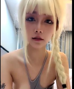 御萝皇：墨迹白灰黑三部曲完整版，LOL女主安莉引爆火！