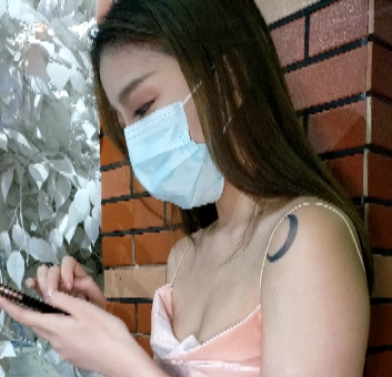 高挑美女吊带连衣裙高跟肉丝美腿视频5V/7.98G/百度云