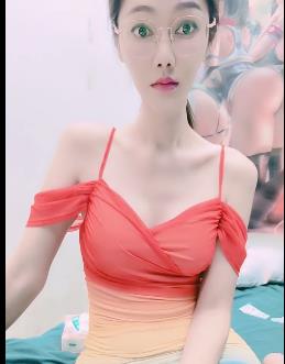 黑白配视觉媚黑，1.3G视频身高1.9米，小伙伴们快来下载