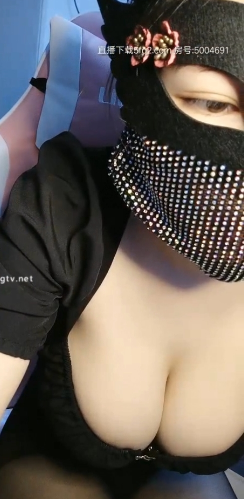 水蜜桃大罩杯洗澡道具合集，高清原画质11小时直播源