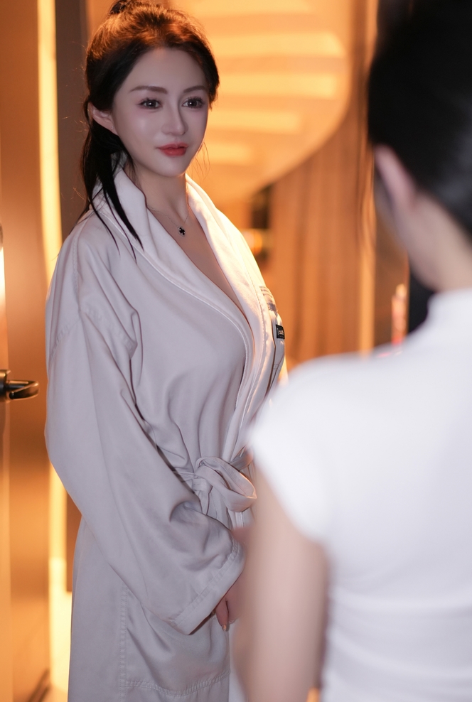 谭小灵自整理合集：540张图+16个视频，展现多面魅力