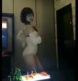 暗黑KTV公主女神3V-1.6G视频资源剪辑，冲刺交友车衣下水道，观看不容错过