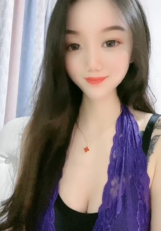 快手女主播精彩合集：狐媚、兮兮、依依25G视频盛宴