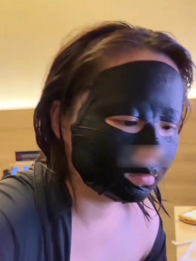 新晋约会大神“金条10.3g”：专攻良家少妇，视频丰富多样，百度ED2K热传