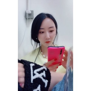 Miumiu丝足合集：91分钟40.5G，百度单下237次，收藏无数