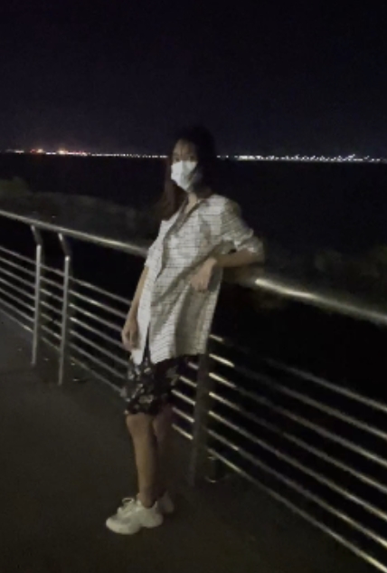 小小星户外展示：9v9g视频收藏热度爆棚