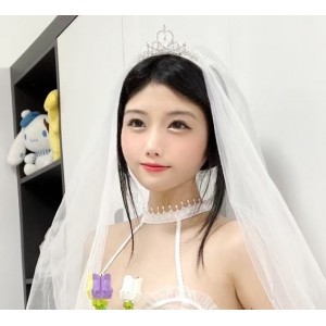 喵四剧情婚纱8v1.45g：神秘新人演绎浪漫张力，百度收藏热播