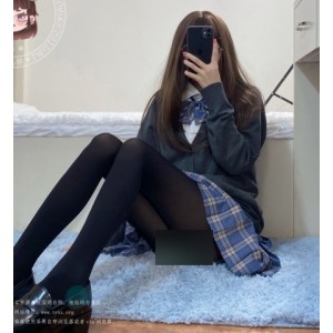 推特美少女仙仙桃作品合集：御姐身材转变，四视频527张照片1.8G