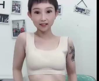 抖音短视频达人月亮定制道具自娱自乐[7V123M]