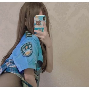 神秘美女推特福利姬26部视频2.38G，粉丝团队庞大