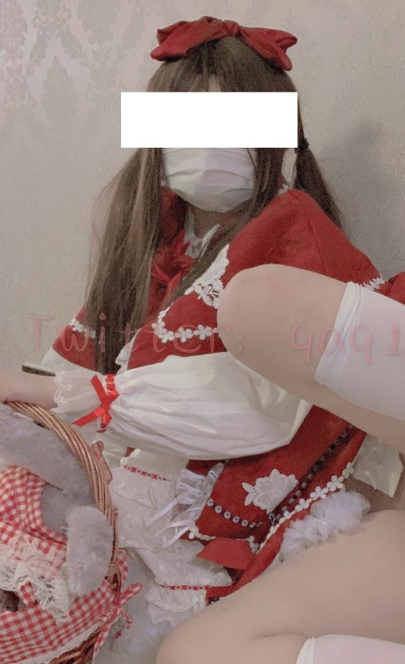 神秘美女推特福利姬26部视频2.38G，粉丝团队庞大