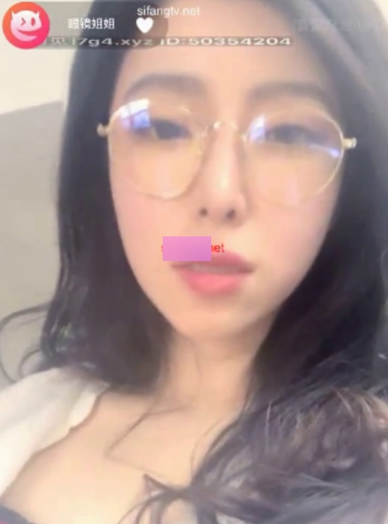 风韵姐姐的诱惑眼镜表演视频，精美内容按需下载，收藏55部，百度115！