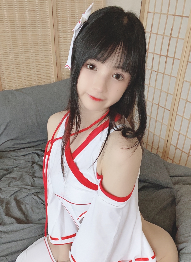 斗鱼桜井樱井宁宁最新COS合集90套59.7G，围裙厨房普通作品，按需下载