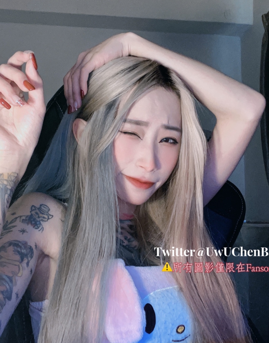 网红私拍阿璃最新合集43万粉丝5.93G，百度收藏