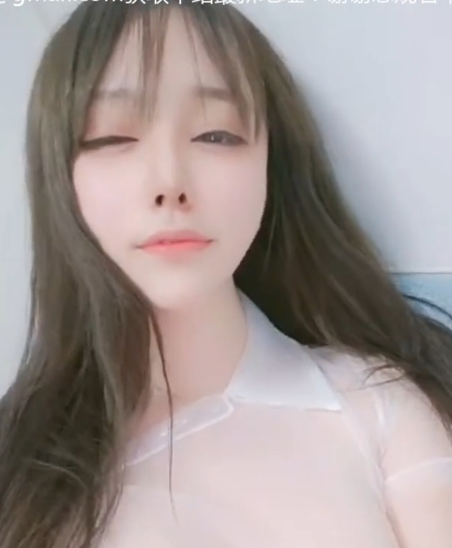 童颜大罩杯miko最新合集41V9.1G，百度互动定制